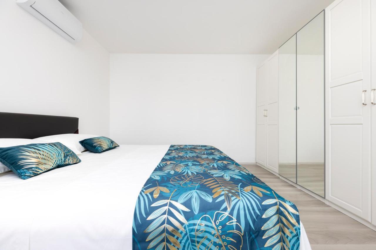 Apartments Olea マリ・ロシニュ エクステリア 写真