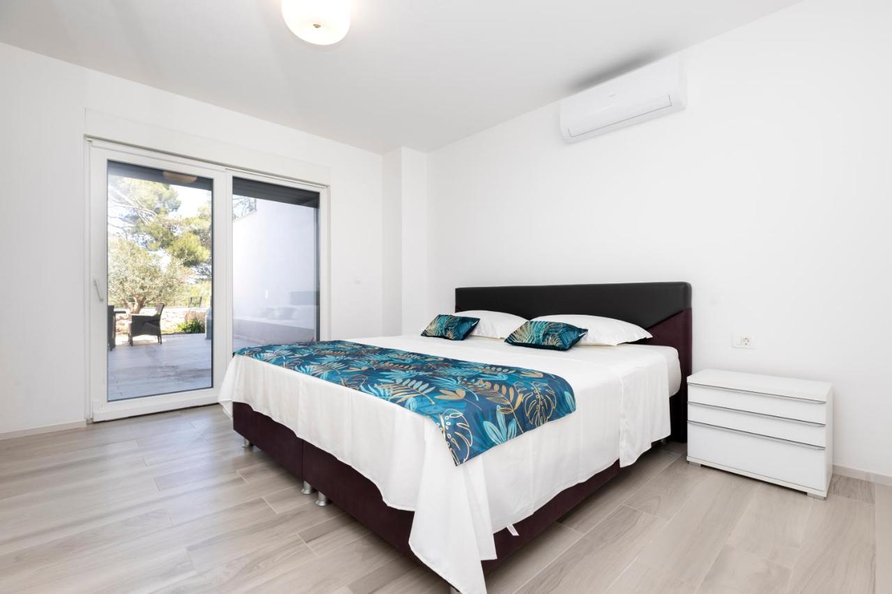 Apartments Olea マリ・ロシニュ エクステリア 写真